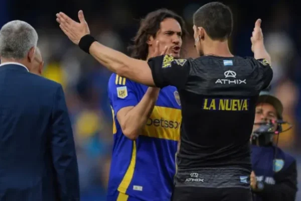 BOCA APUNTA CONTRA EL ARBITRAJE