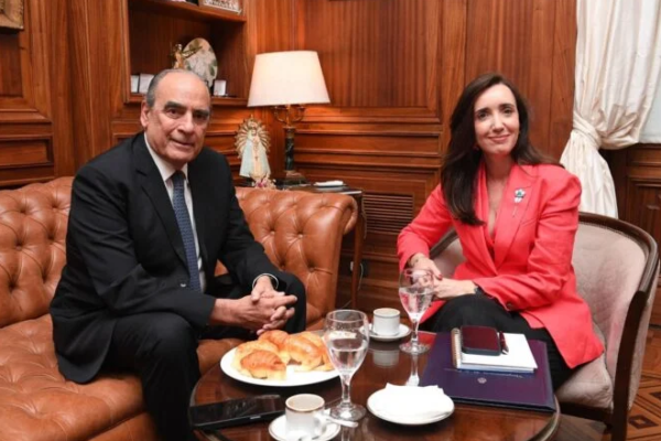 VILLARRUEL SE REUNIÓ CON FRANCOS