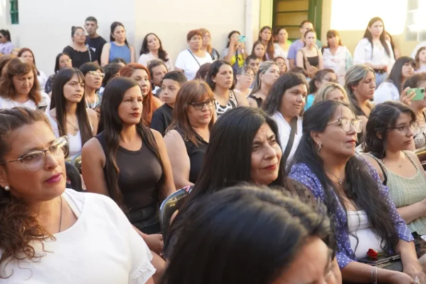 LA ESCUELA DE ARTES Y OFICIOS OTORGÓ NUEVOS DIPLOMAS