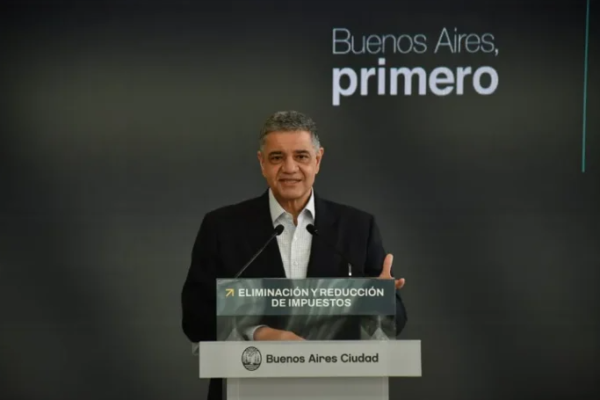 ANUNCIO DE LA ELIMINACIÓN Y REDUCCIÓN DE IMPUESTOS A JUBILADOS, MONOTRIBUTISTAS Y COMERCIANTES